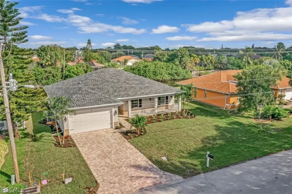 37 SE 23rd Avenue Cape Coral FL 33990
