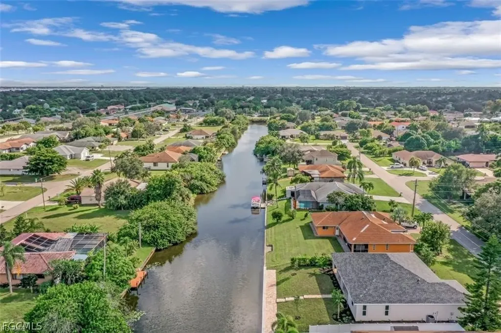37 SE 23rd Avenue Cape Coral FL 33990