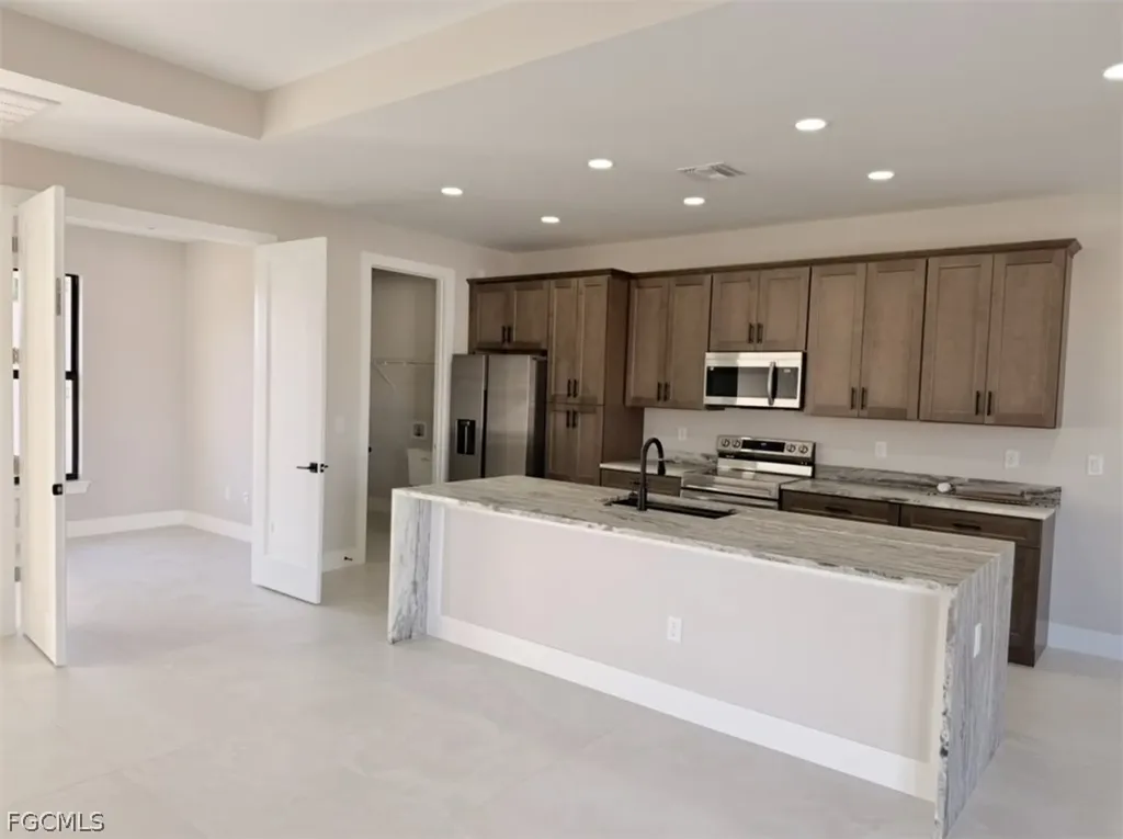 3805 7th Street W Lehigh Acres FL 33971