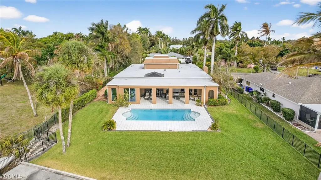 19 George Town Fort Myers FL 33919