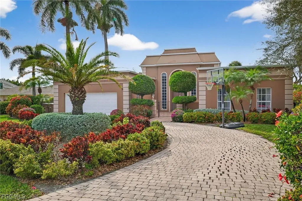 19 George Town Fort Myers FL 33919