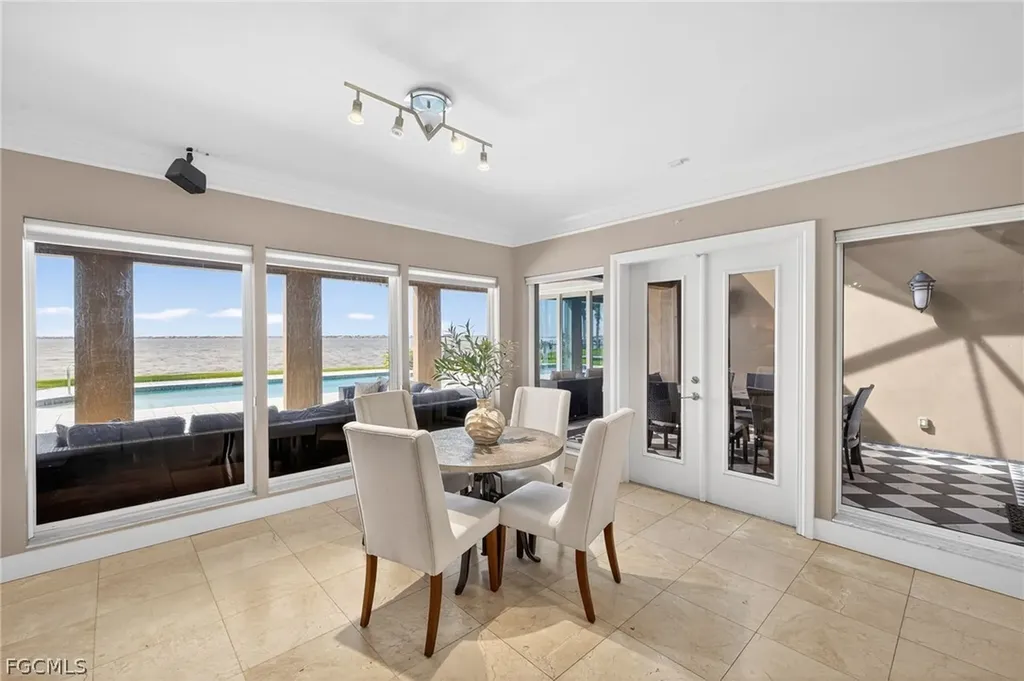19 George Town Fort Myers FL 33919