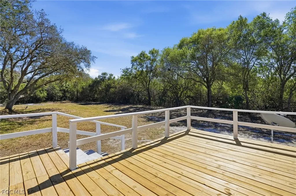 1446 Seminole Avenue Labelle FL 33935