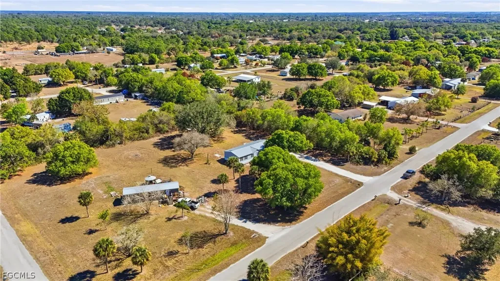 1446 Seminole Avenue Labelle FL 33935