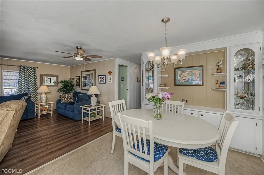 154 Overland Trail North Fort Myers FL 33917