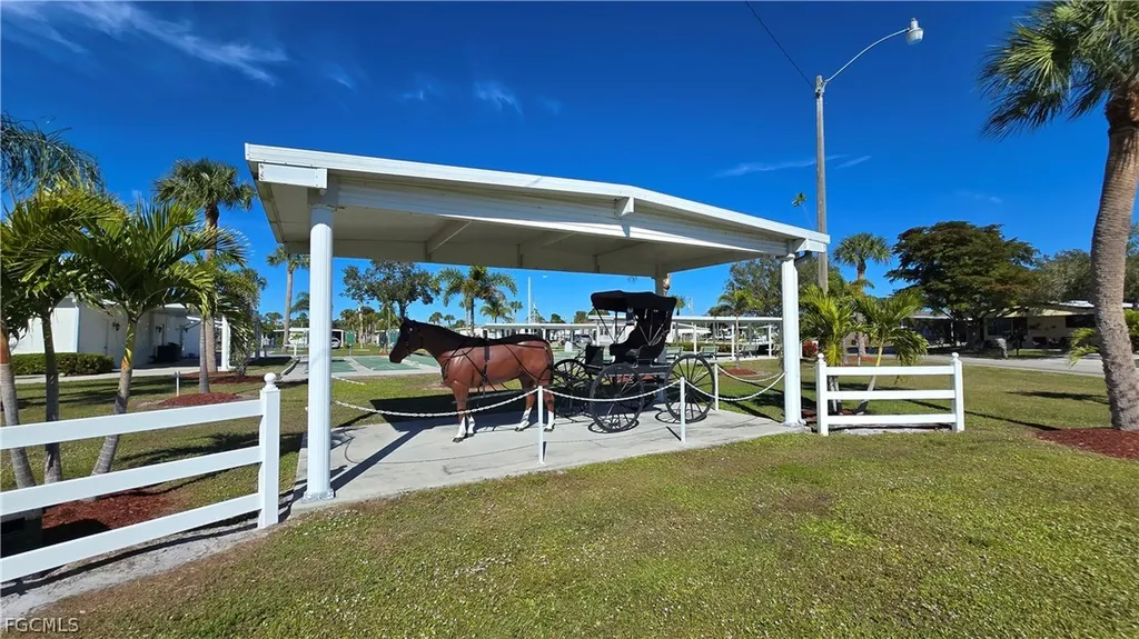 154 Overland Trail North Fort Myers FL 33917