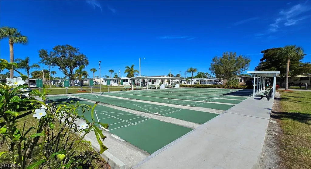 154 Overland Trail North Fort Myers FL 33917