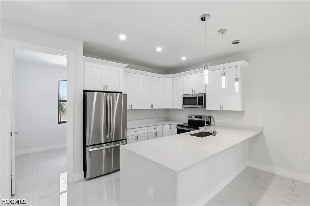 4407 E 13th Street Lehigh Acres FL 33972