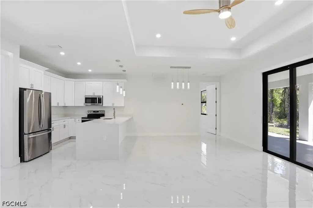 4407 E 13th Street Lehigh Acres FL 33972