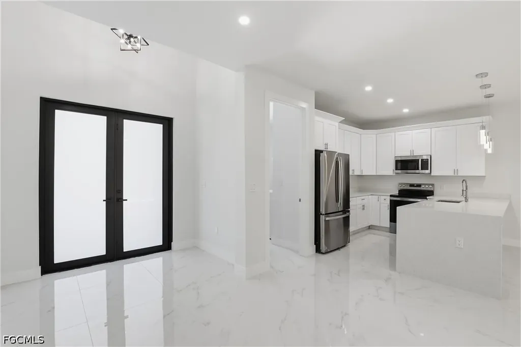 4407 E 13th Street Lehigh Acres FL 33972