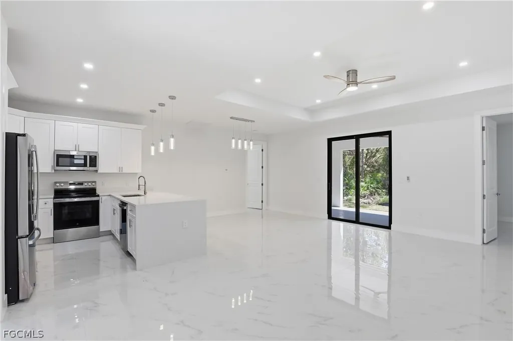 4400 E 13th Street Lehigh Acres FL 33972