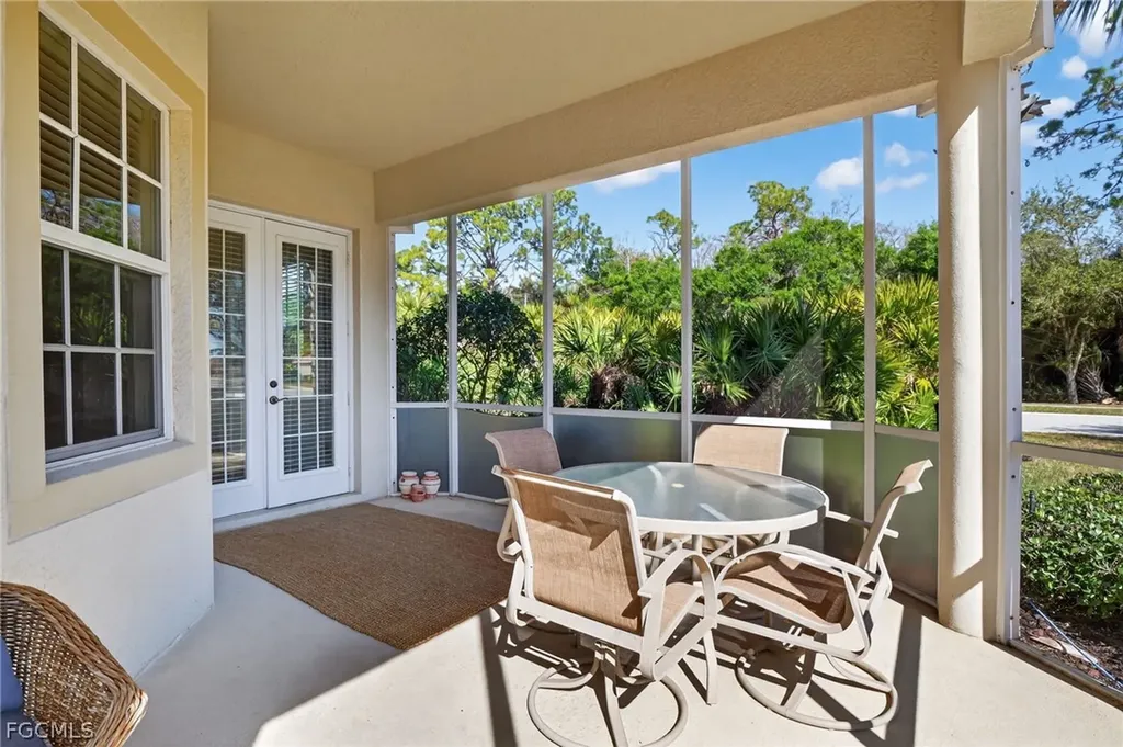 5581 Berkshire Drive Fort Myers FL 33912