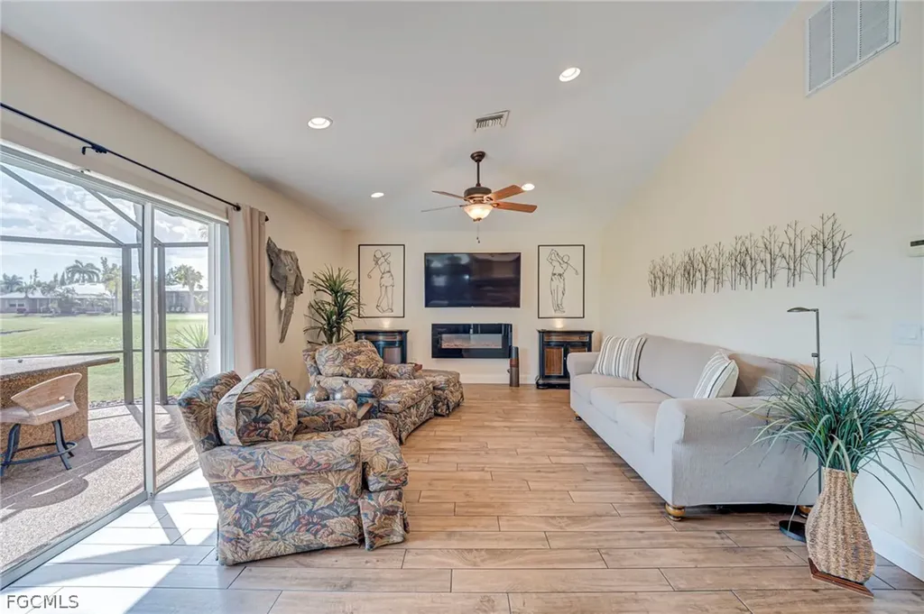 11845 Lady Anne Circle Cape Coral FL 33991