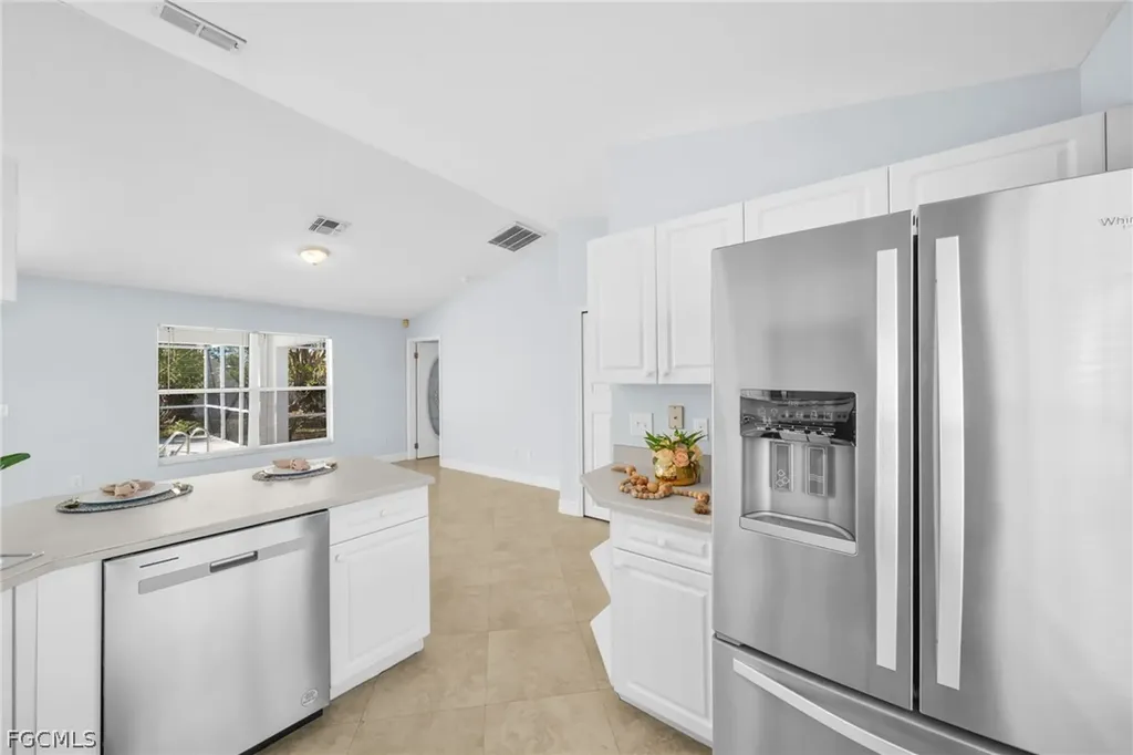 152 SE 19th Lane Cape Coral FL 33990