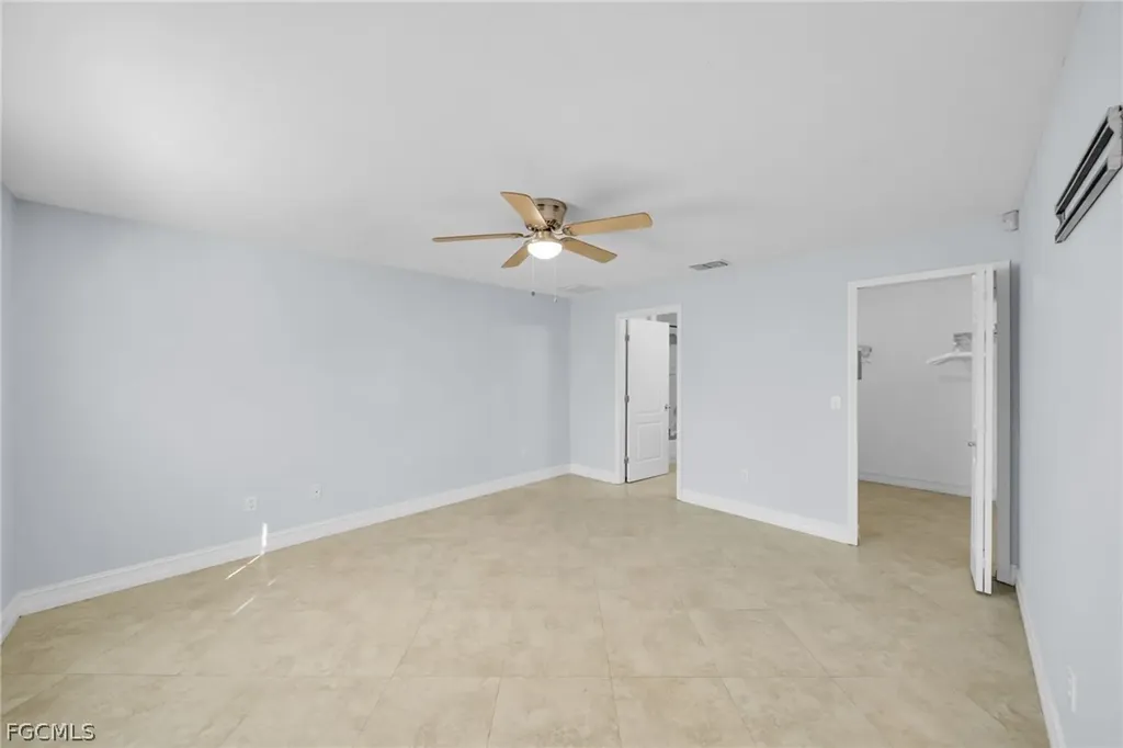 152 SE 19th Lane Cape Coral FL 33990