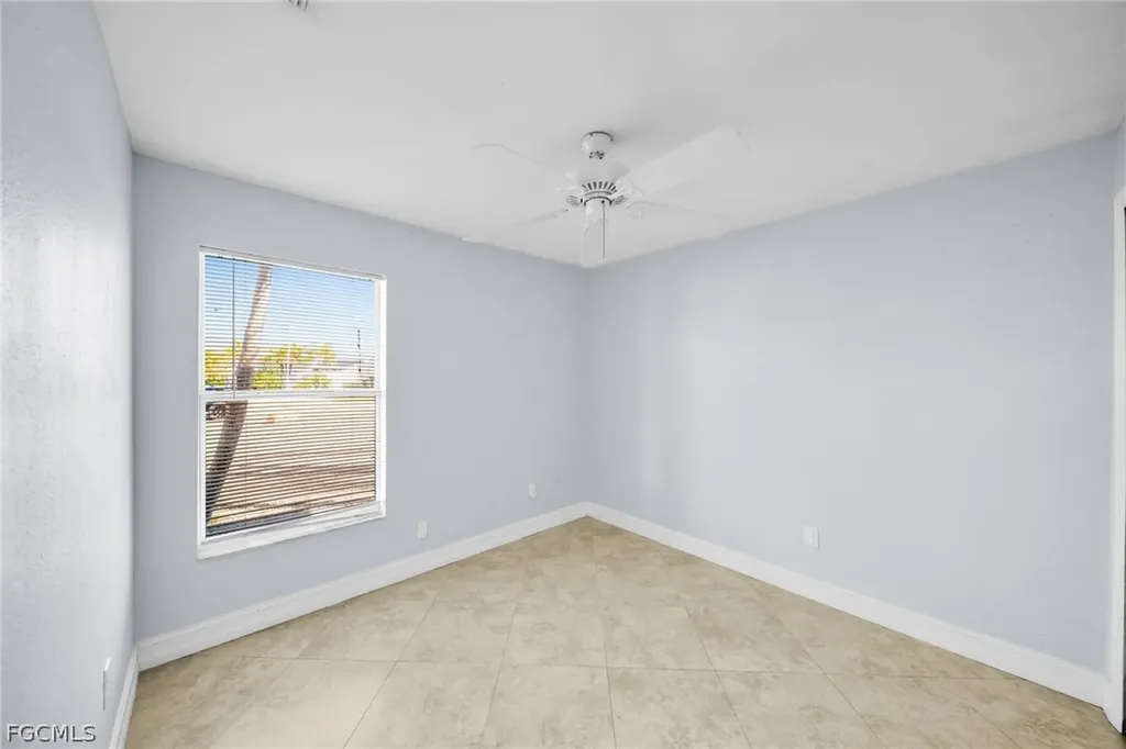 152 SE 19th Lane Cape Coral FL 33990