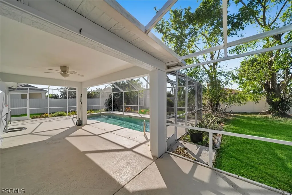 152 SE 19th Lane Cape Coral FL 33990