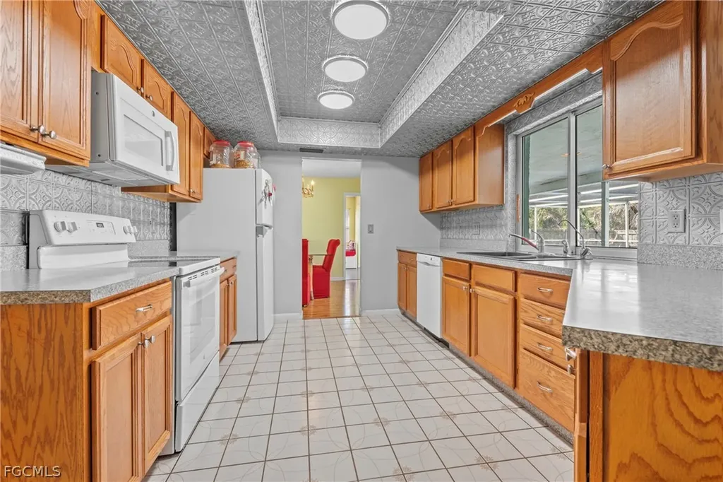 730 Bering Avenue S Lehigh Acres FL 33974