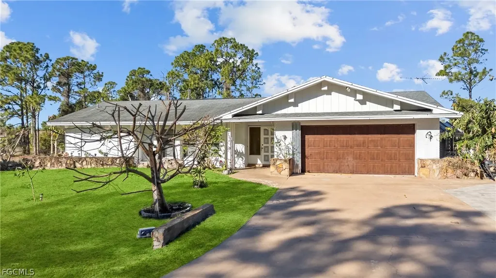 730 Bering Avenue S Lehigh Acres FL 33974