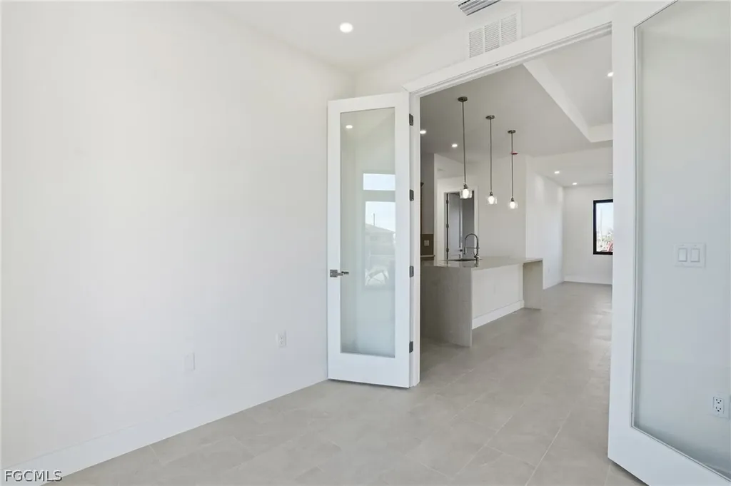 509 NE 25th Street Cape Coral FL 33909