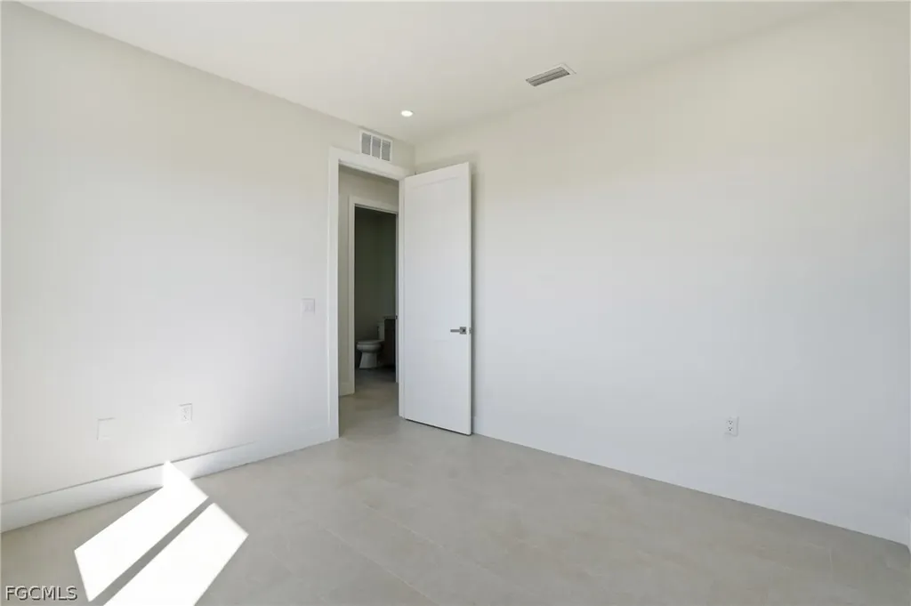 509 NE 25th Street Cape Coral FL 33909