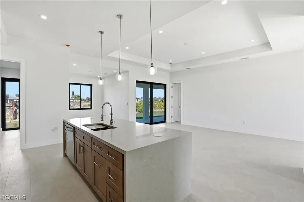 509 NE 25th Street Cape Coral FL 33909