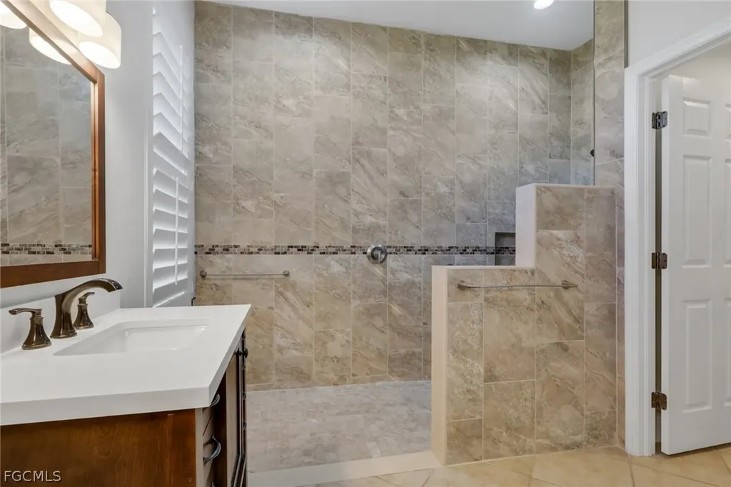 16420 Edgemont Drive Fort Myers FL 33908