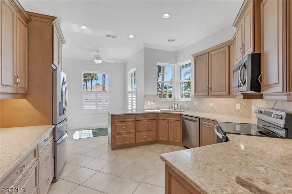 16420 Edgemont Drive Fort Myers FL 33908