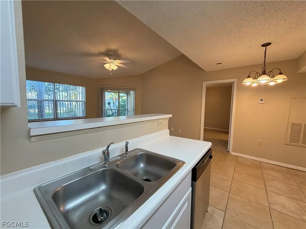 12561 Equestrian Circle Fort Myers FL 33907