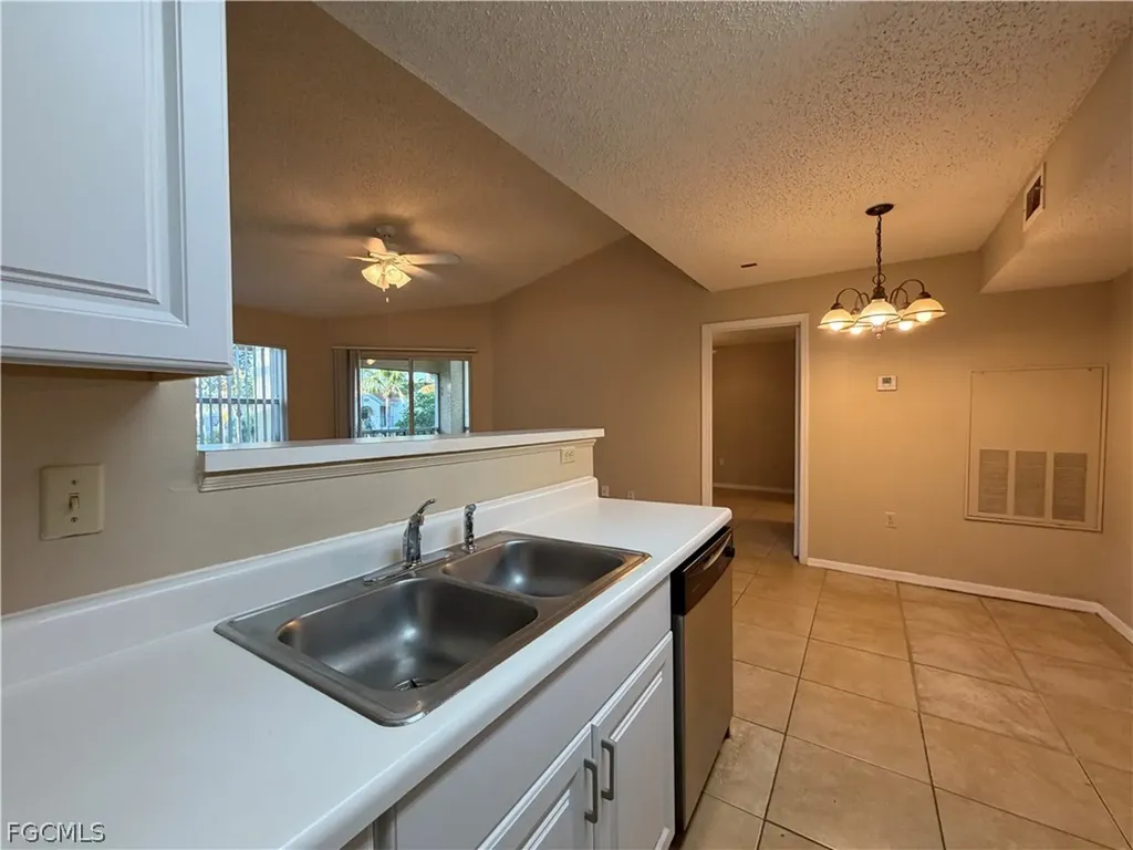 12561 Equestrian Circle Fort Myers FL 33907