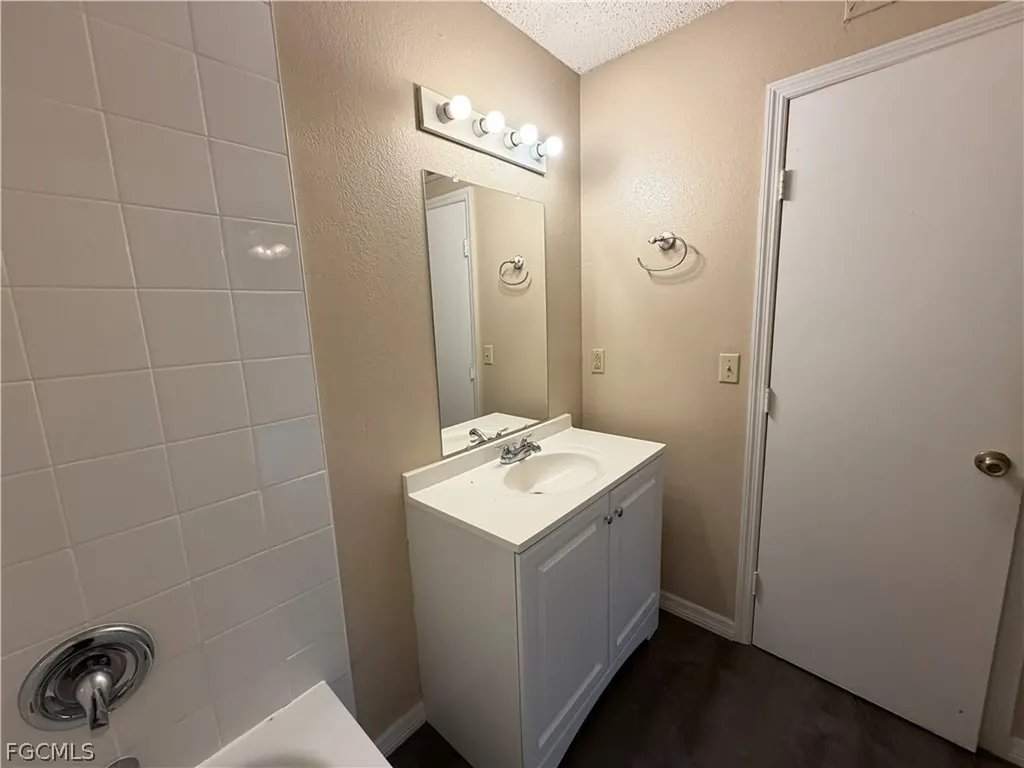 12561 Equestrian Circle Fort Myers FL 33907
