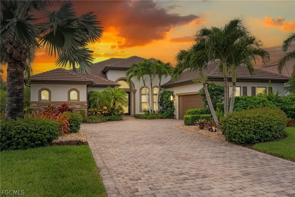 9383 Slate Court Naples FL 34120