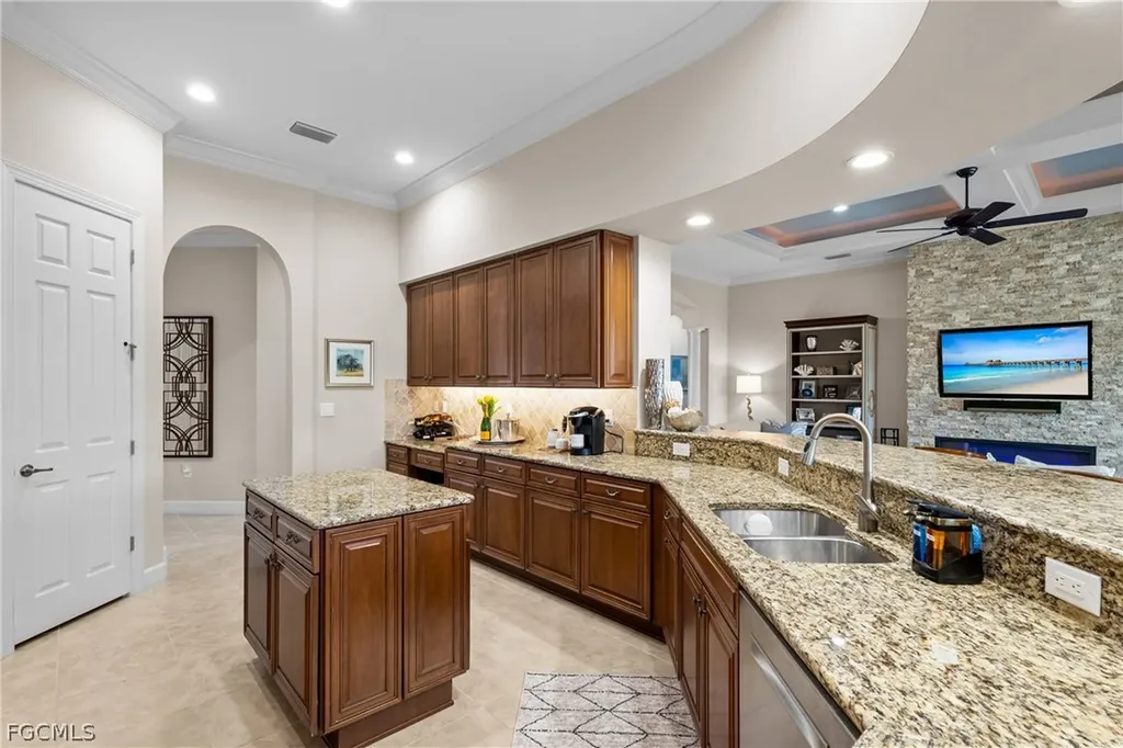 9383 Slate Court Naples FL 34120