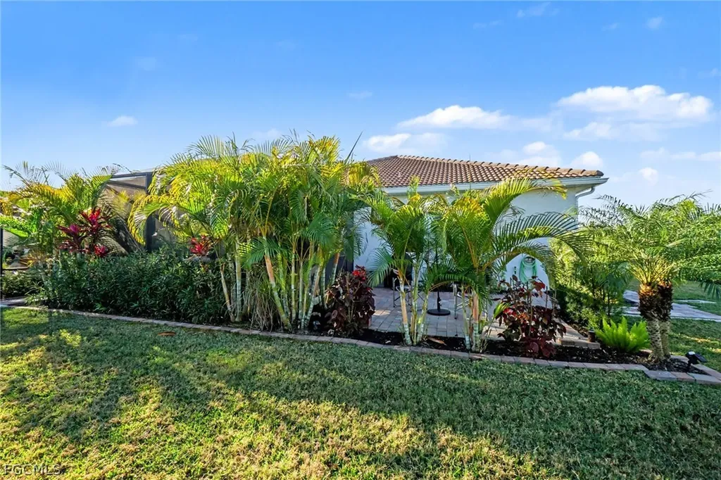 3979 Crosswater Drive North Fort Myers FL 33917