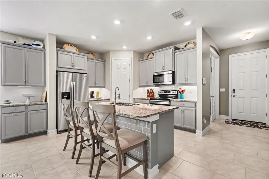 3979 Crosswater Drive North Fort Myers FL 33917