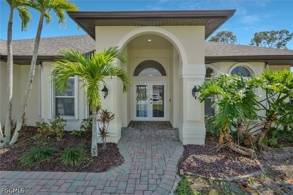 1302 SW 20th Street Cape Coral FL 33991