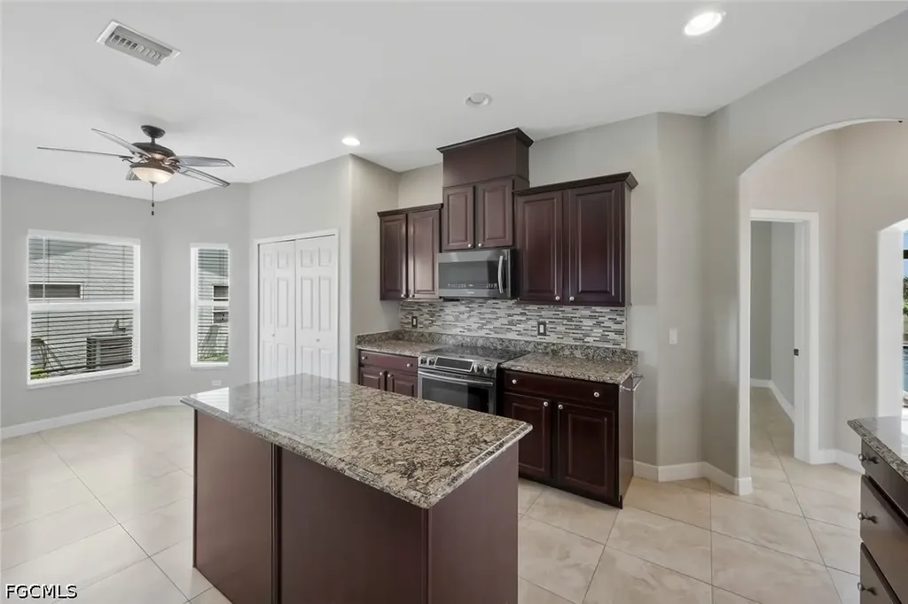 1302 SW 20th Street Cape Coral FL 33991