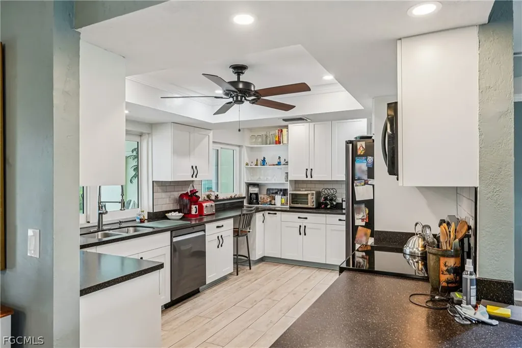 2204 SE 15th Terrace Cape Coral FL 33990