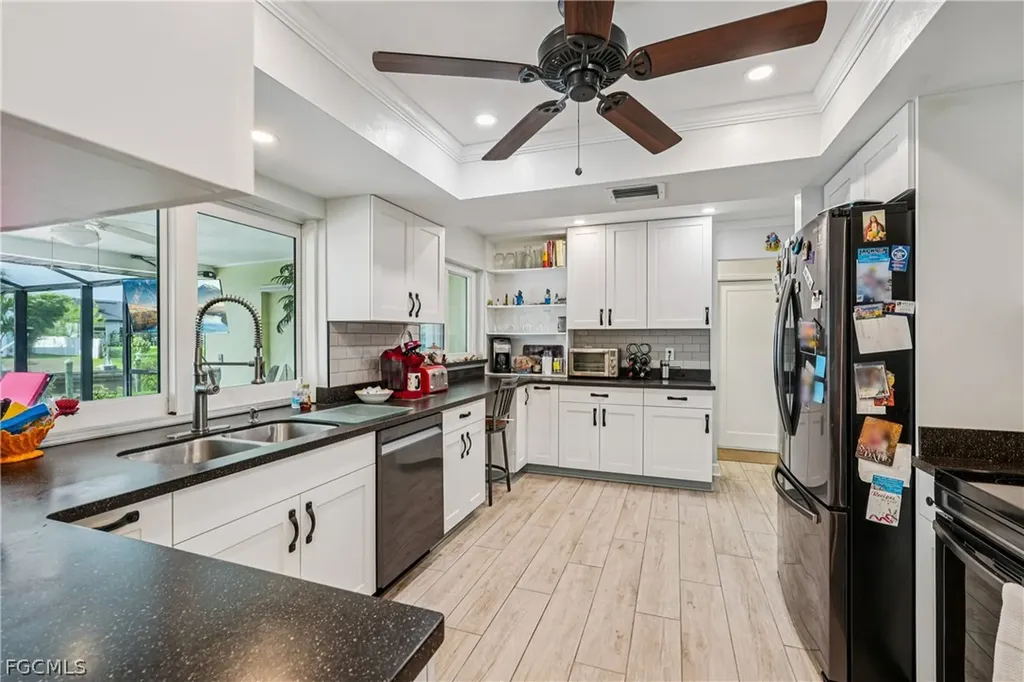 2204 SE 15th Terrace Cape Coral FL 33990