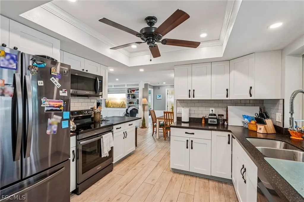 2204 SE 15th Terrace Cape Coral FL 33990