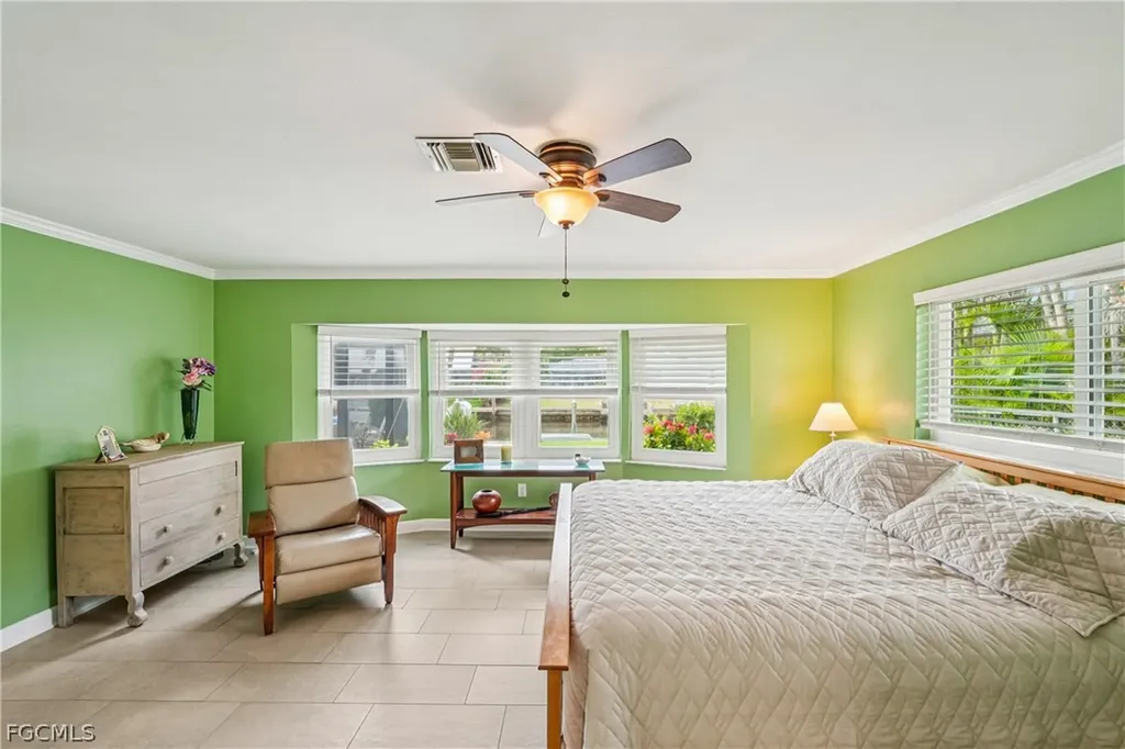 2204 SE 15th Terrace Cape Coral FL 33990