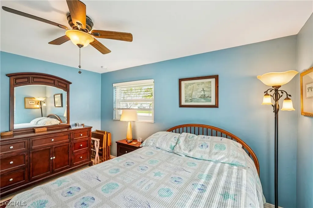 2204 SE 15th Terrace Cape Coral FL 33990