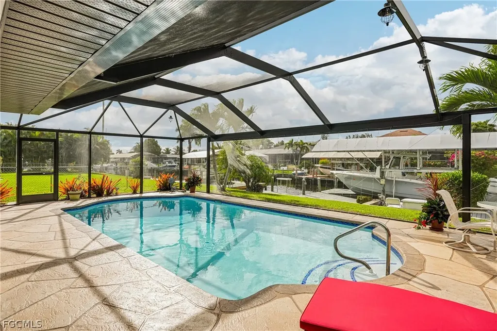 2204 SE 15th Terrace Cape Coral FL 33990