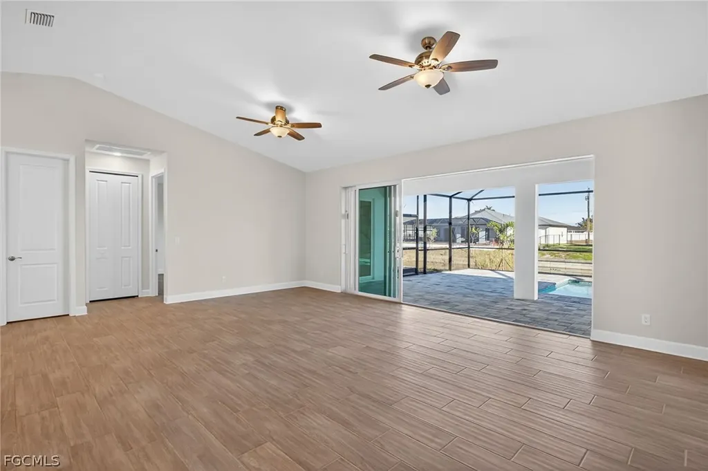 615 SW 26th Terrace Cape Coral FL 33914