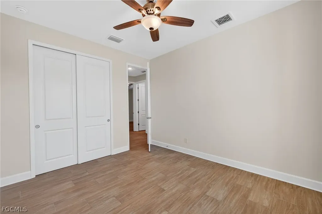 615 SW 26th Terrace Cape Coral FL 33914