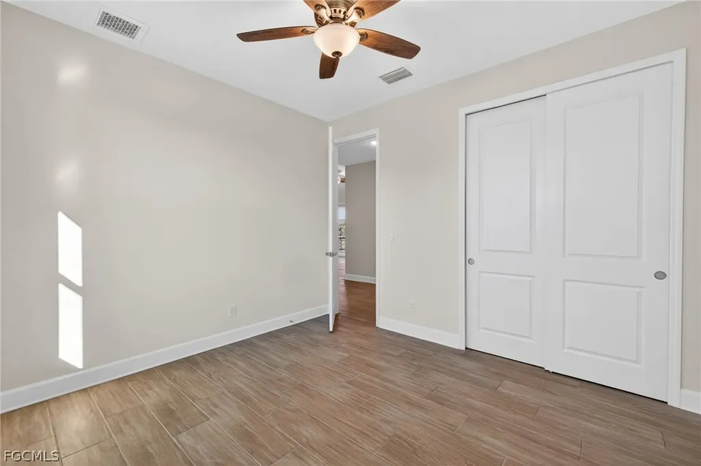 615 SW 26th Terrace Cape Coral FL 33914