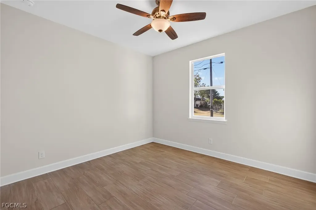 615 SW 26th Terrace Cape Coral FL 33914
