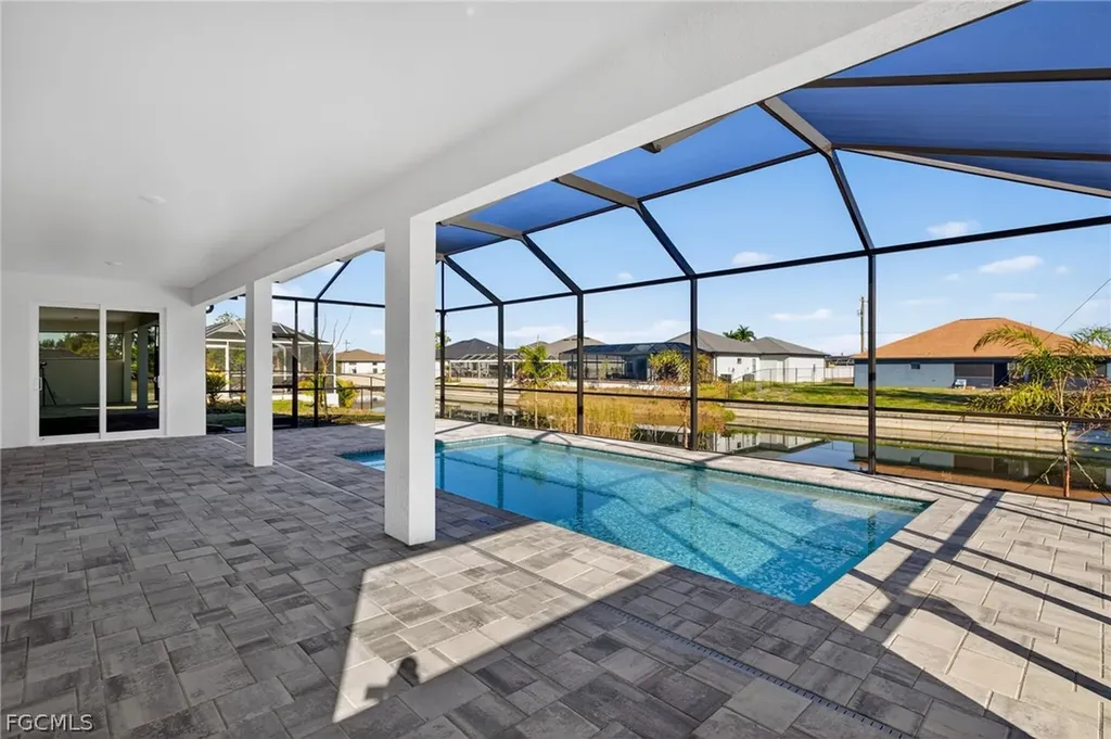 615 SW 26th Terrace Cape Coral FL 33914