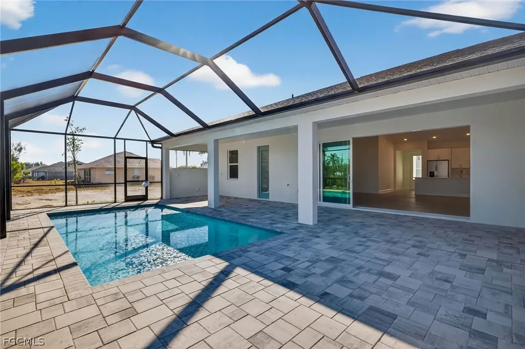 615 SW 26th Terrace Cape Coral FL 33914