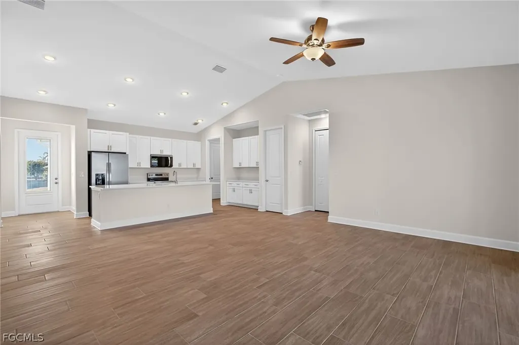 615 SW 26th Terrace Cape Coral FL 33914